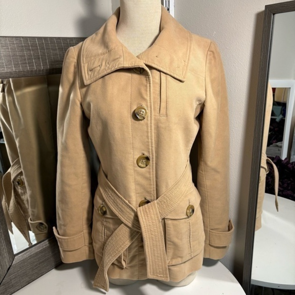 Gap classic woman’s tan/camel peacoat, size small